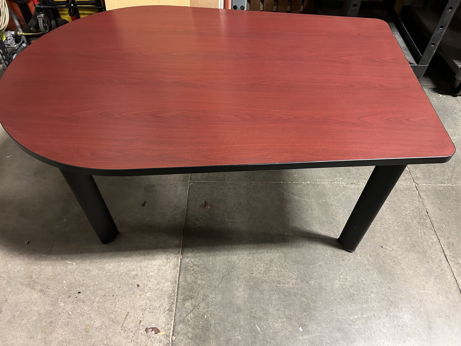 Office wood table 5'