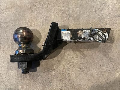3 Ball Tow Hitches – Multiple Sizes – Heavy Duty. Selling individual or together