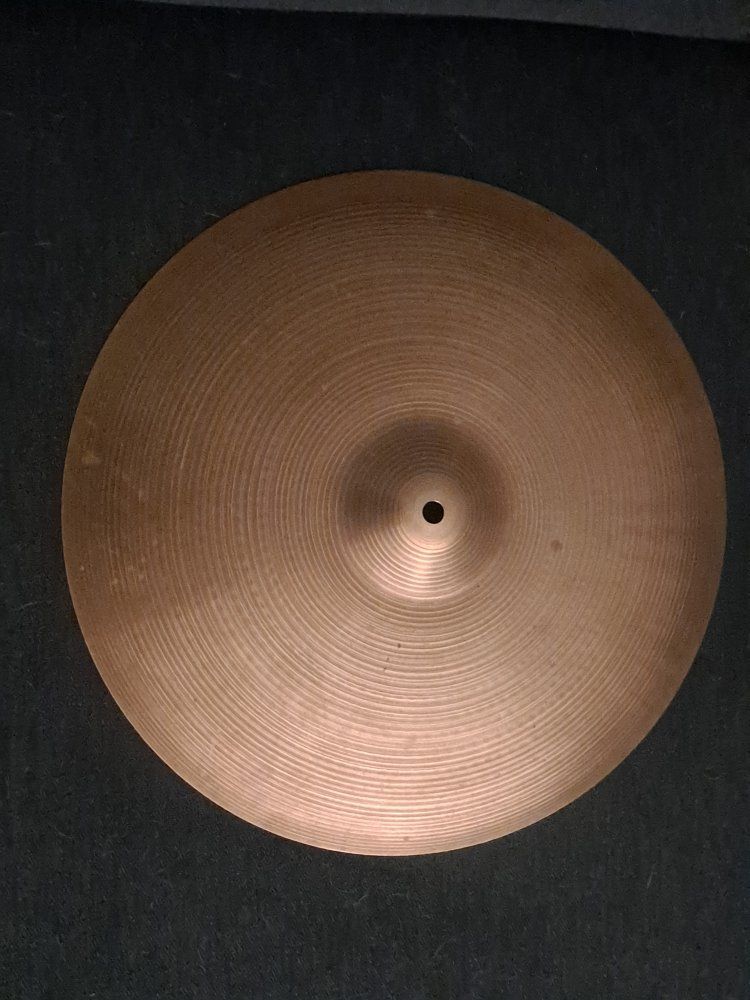 Main image 10