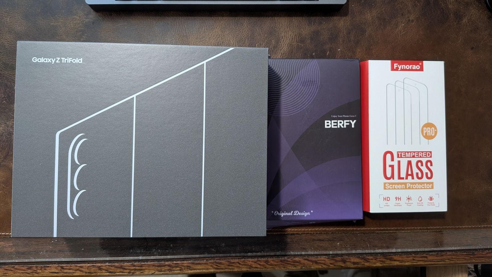 Samsung Trifold Phone w/Berfy Case & Screen Protectors -NEW