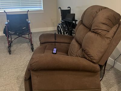 Brown Power Lift Recliner Chair