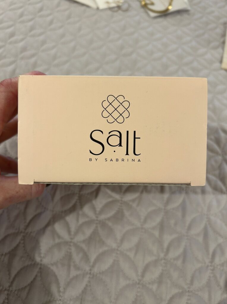 New Salt By Sabrina Acrylic Cork Jewelry Box
