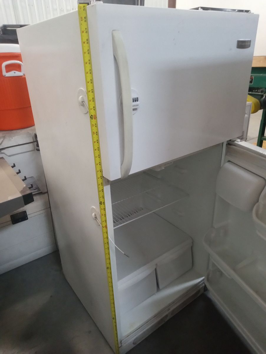Frigidaire White Top Freezer Refrigerator