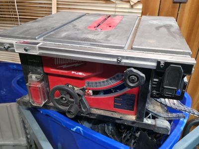 Milwaukee M18 FUEL Table Saw w/ Battery & Charger