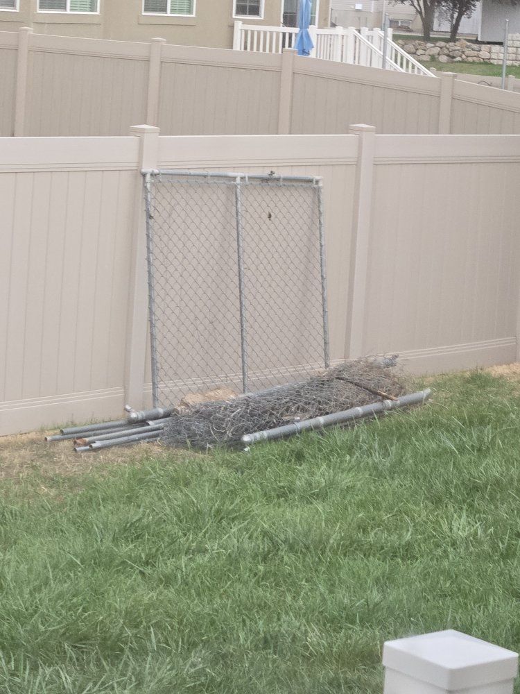 Chain Link Fence Materials and Gate Free