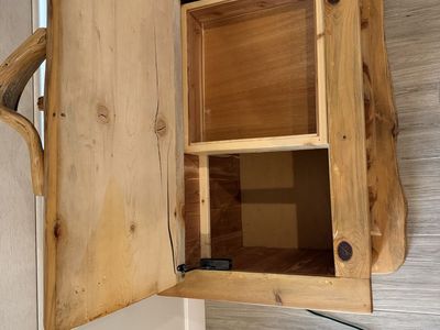 Pine Log chest