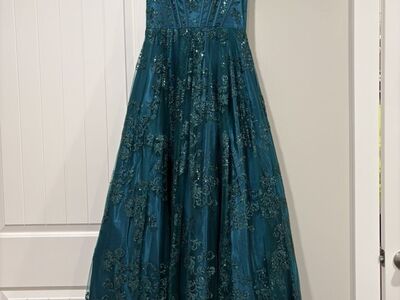 Deep Green/teal Prom Ballgown Size 5