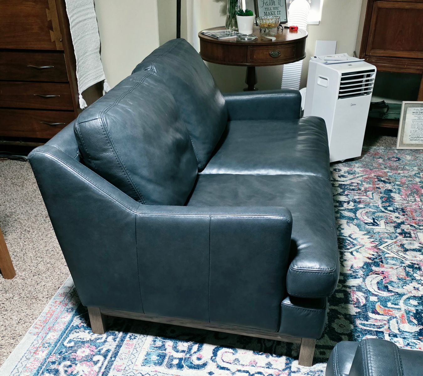 Main image 5
