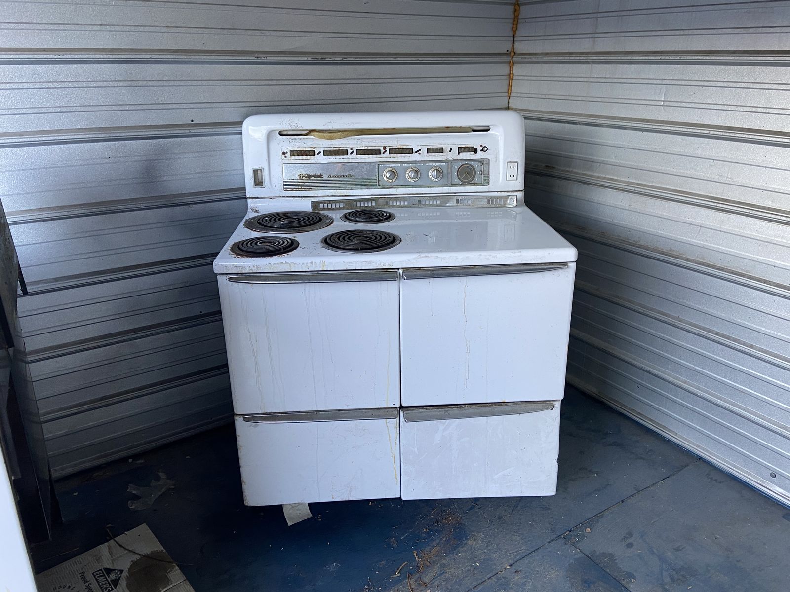 Vintage Electric Stoves - Westinghouse - Hotpoint