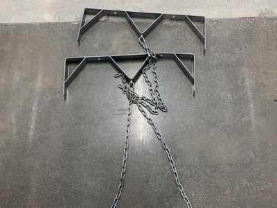 Metal Hanging Basket Bracket with Chains - Durable Wall Mount Planter Holder