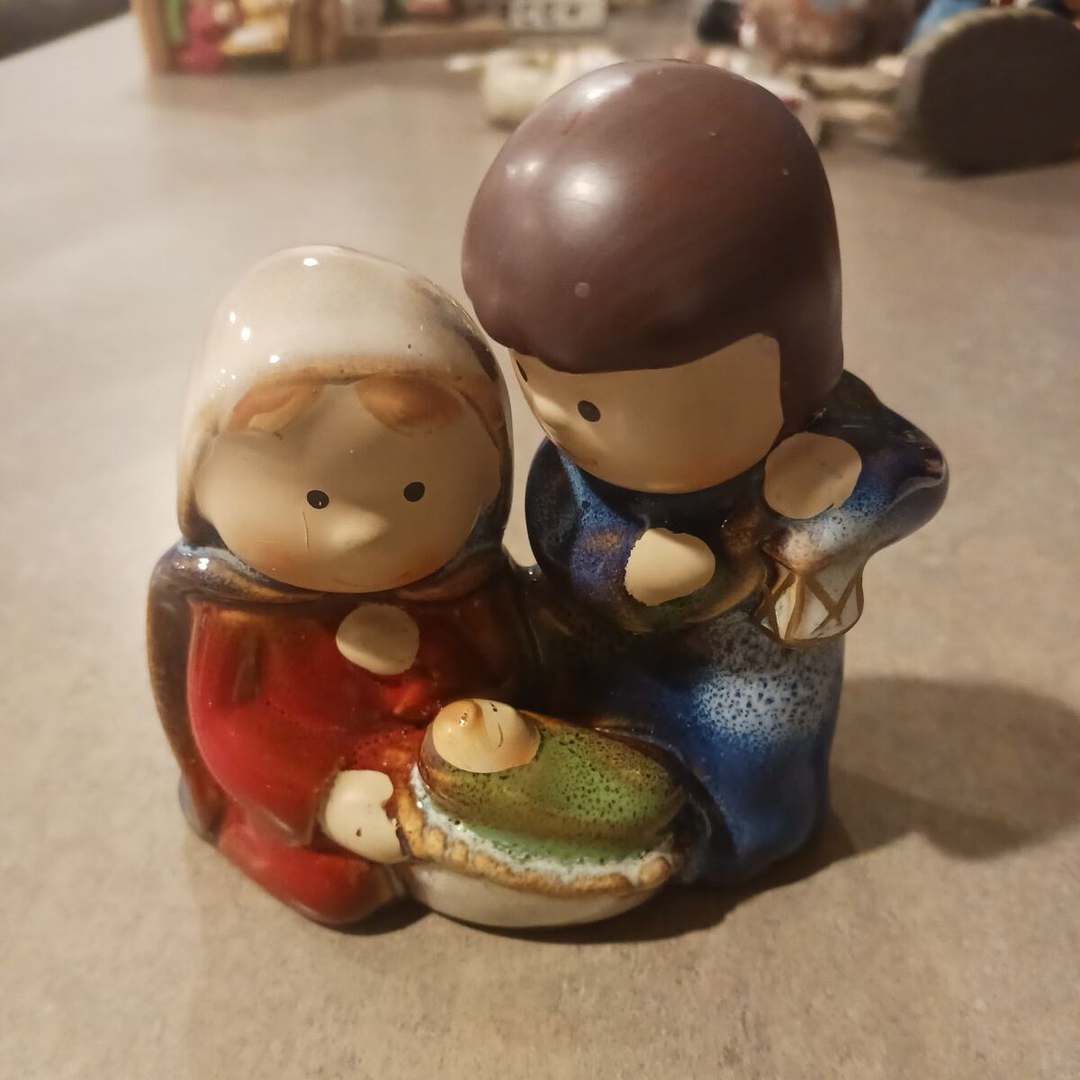 SOLD Smiling children Nativity