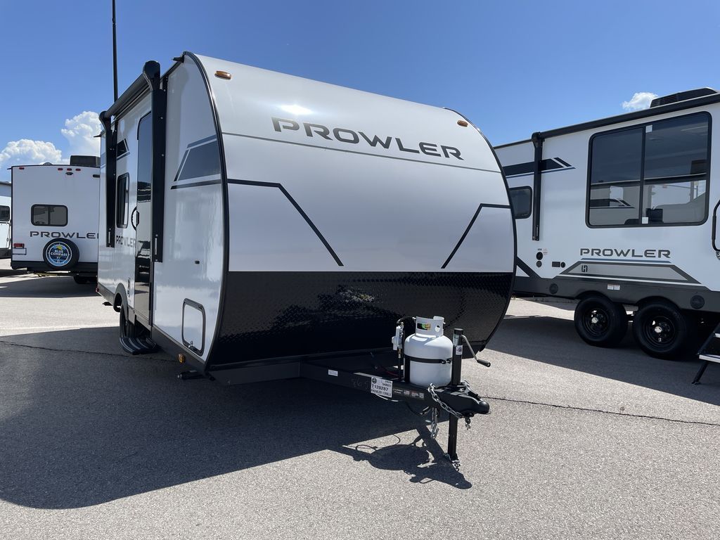 New 2025 Heartland Prowler 17RBLX