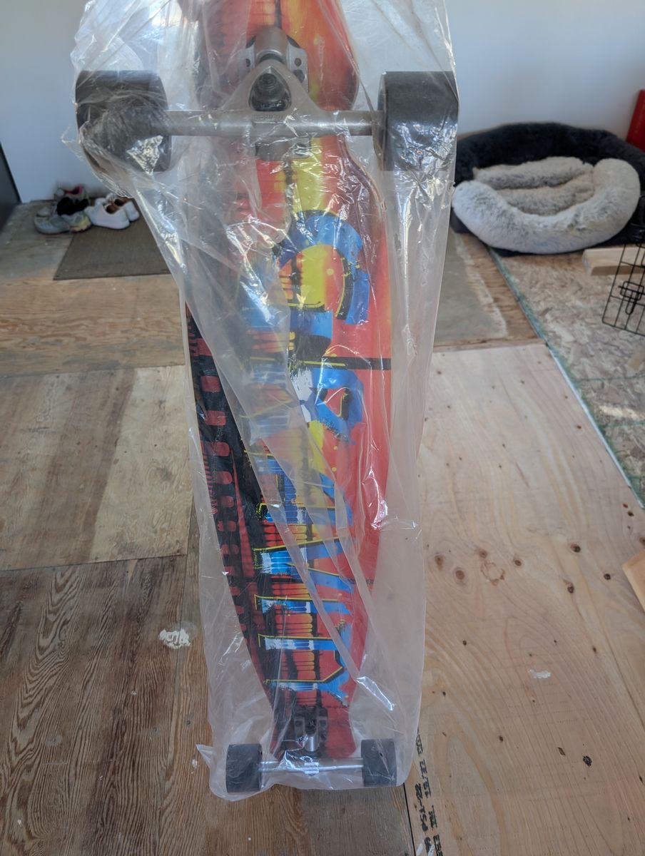 New Gravity "HyperCarve" Longboard 47"