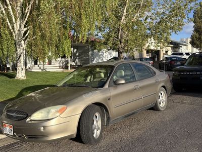 2002 ford Taurus
