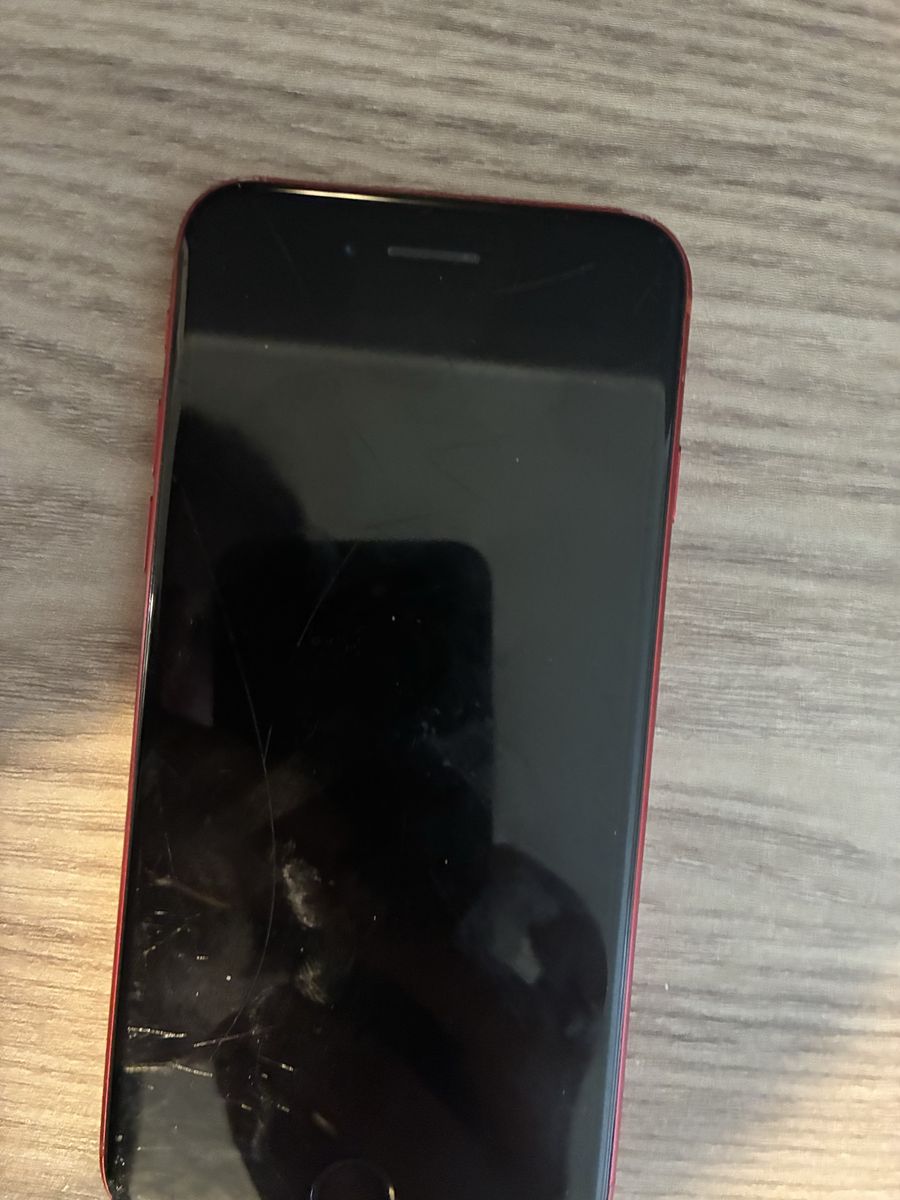 Apple iPhone SE 2nd Gen (PRODUCT)RED 64GB Unlocked - Cracked Screen
