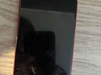 Apple iPhone SE 2nd Gen (PRODUCT)RED 64GB Unlocked - Cracked Screen