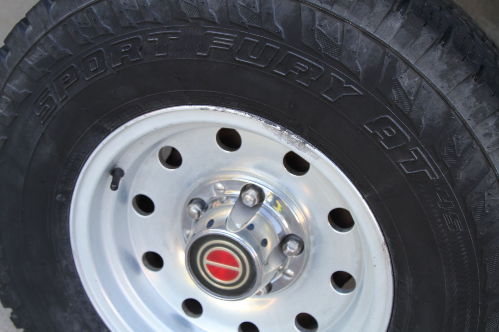 Ford F150 Wheels and 31/10.50R15 Tires
