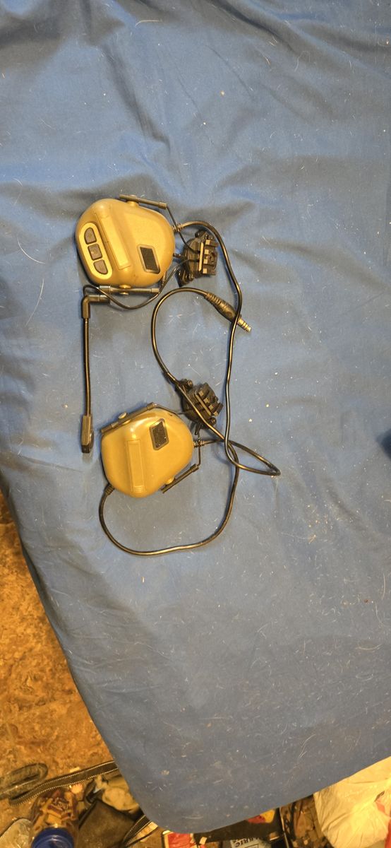 Military helmet coms unit