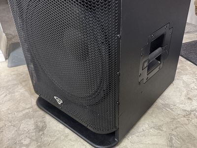 Cerwin-Vega 18" Powered Subwoofer