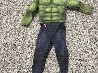 Marvel Avengers Hulk Muscle Costume size 3/4