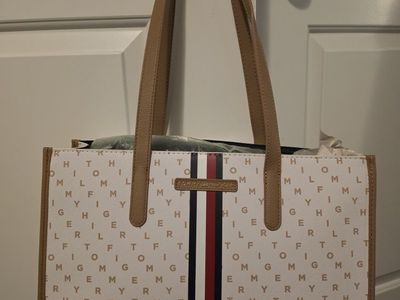 Tommy H women's bag