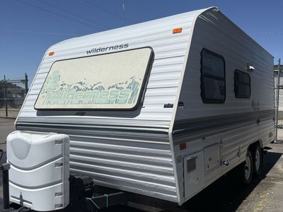 1996 Fleetwood wilderness L series 19LN