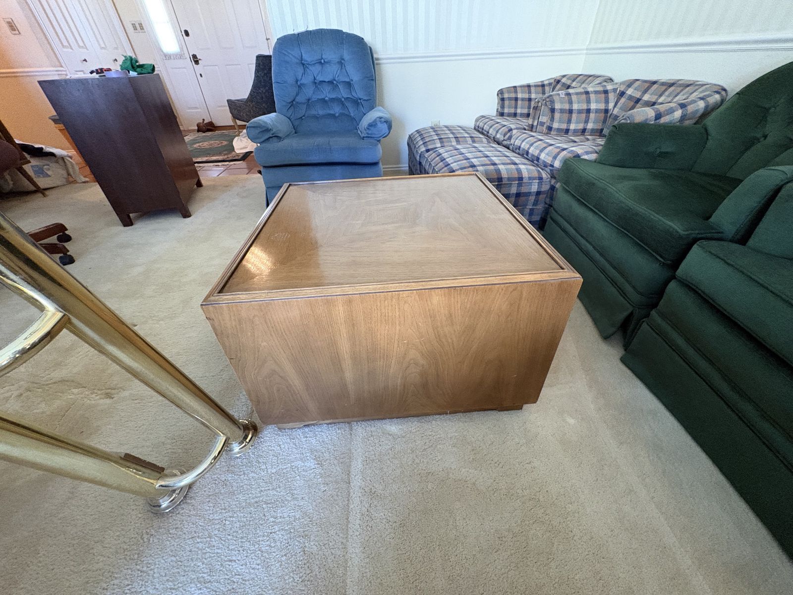 Main image 12
