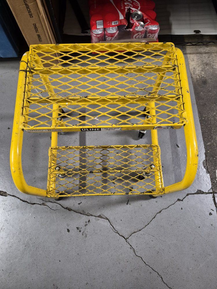 rolling step ladder