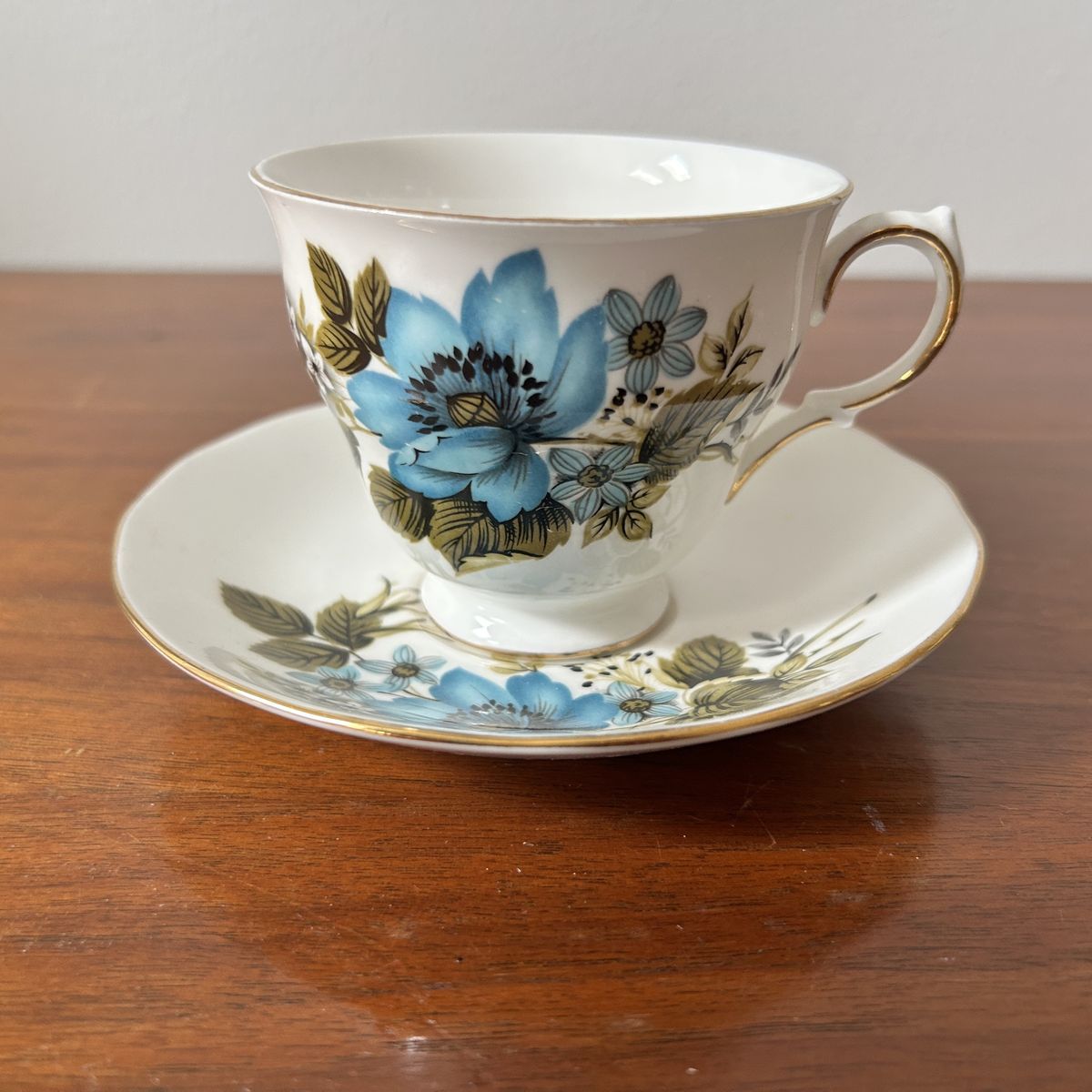 Vintage Queen Anne Bone China Teacup & Saucer Set - Bright Blue Floral with Delicate Gold Trim