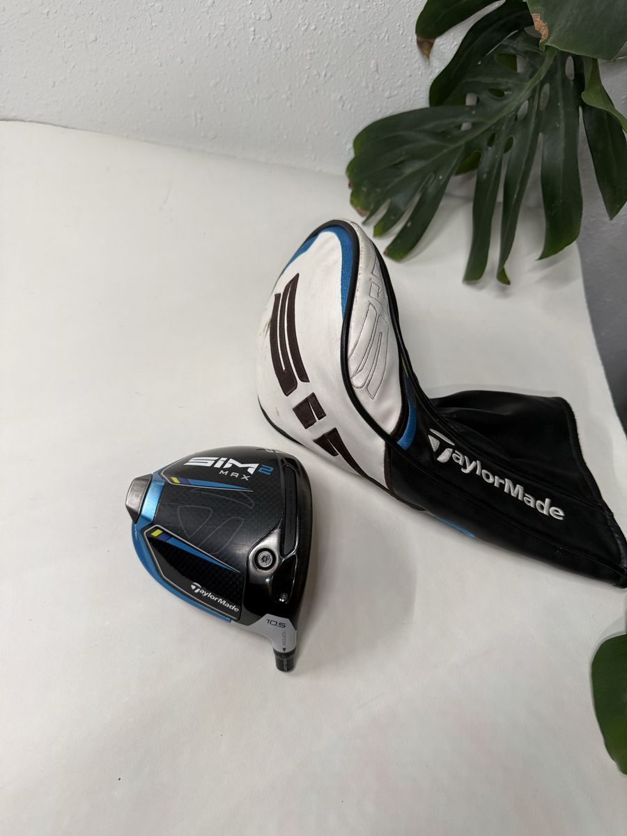 TaylorMade SIM2 Max 10.5° Driver Head Only RH Headcover Included