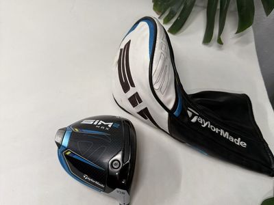 TaylorMade SIM2 Max 10.5° Driver Head Only RH Headcover Included