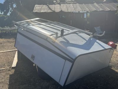 White Aluminum Truck Bed Camper Shell Topper with Roof Ladder Rack