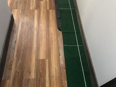 Indoor putting practice set