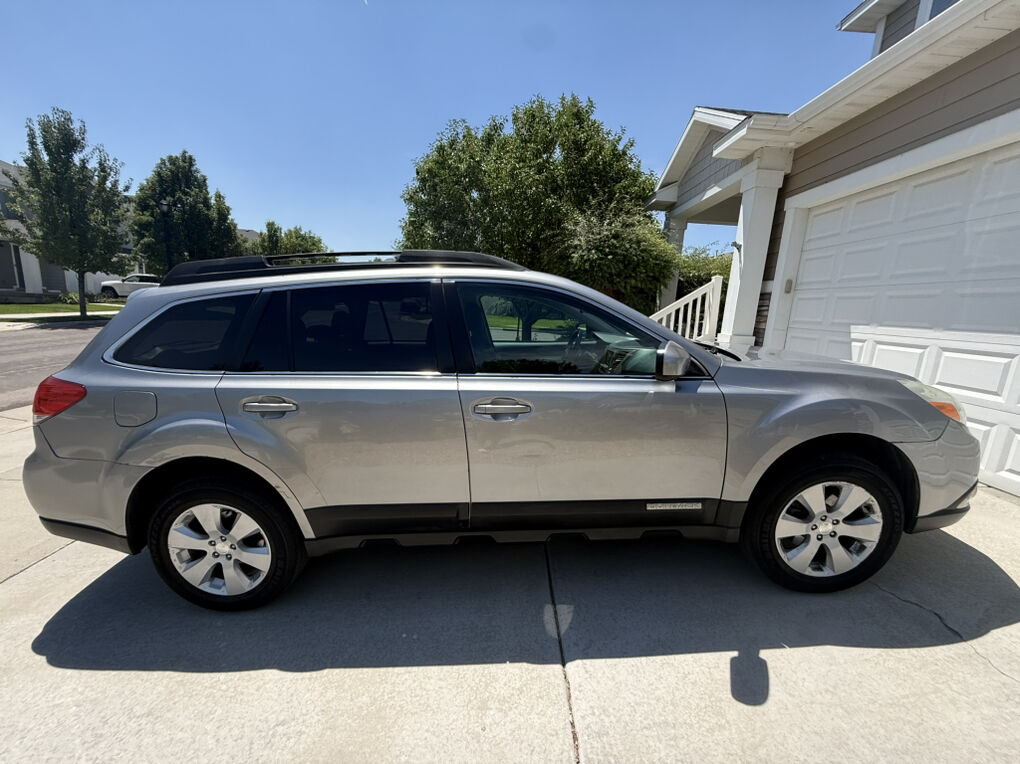 Used Subaru Outback 2010