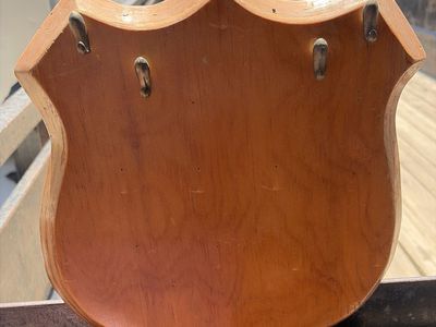 Vintage Wooden Shield Plaque with 4 Hooks - Decorative Wall Hanging Key/Coat Rack
