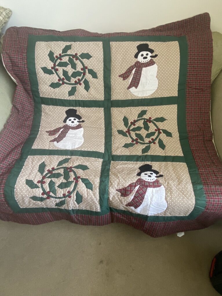 Cute Snowman Throw Blanket