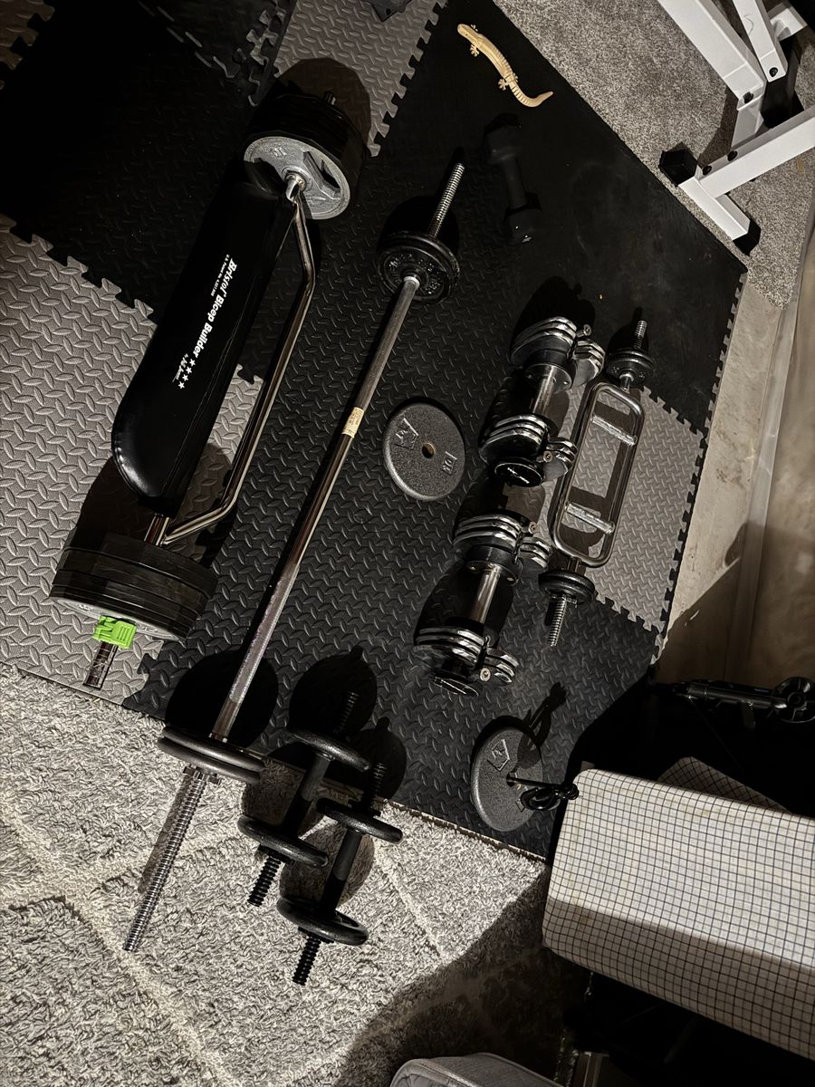 Weight set, bench, bars, weight, attachments 