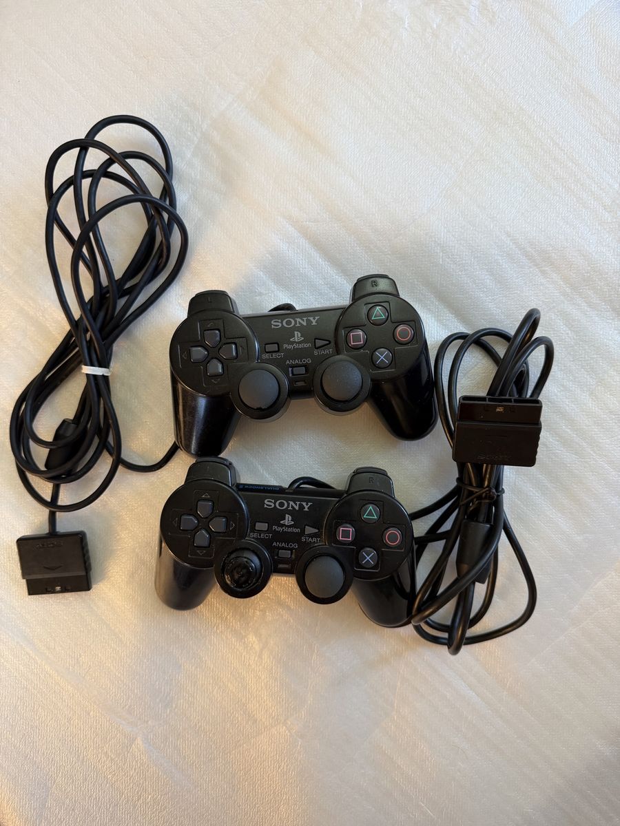 Sony PlayStation 2 DualShock 2 Wired Controllers (2-Pack) - Black, SCPH-10010
