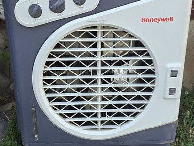 nice portable cooler