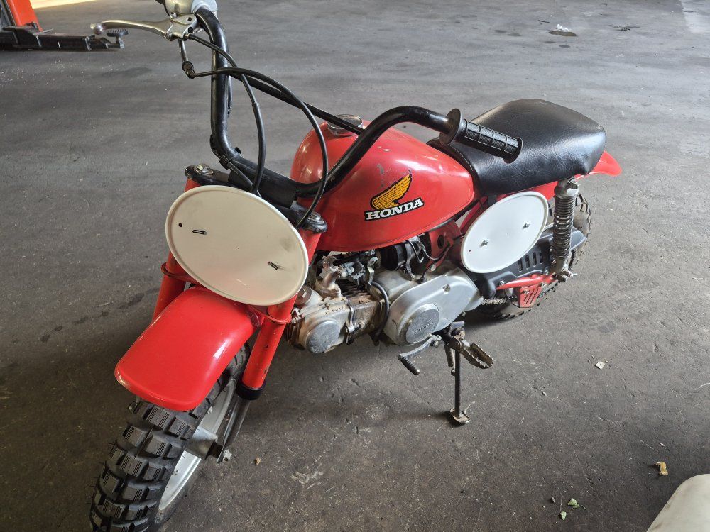 Vintage 1980 Honda Z50R Mini Trail 50cc Dirt Bike - Red - Runs Great!