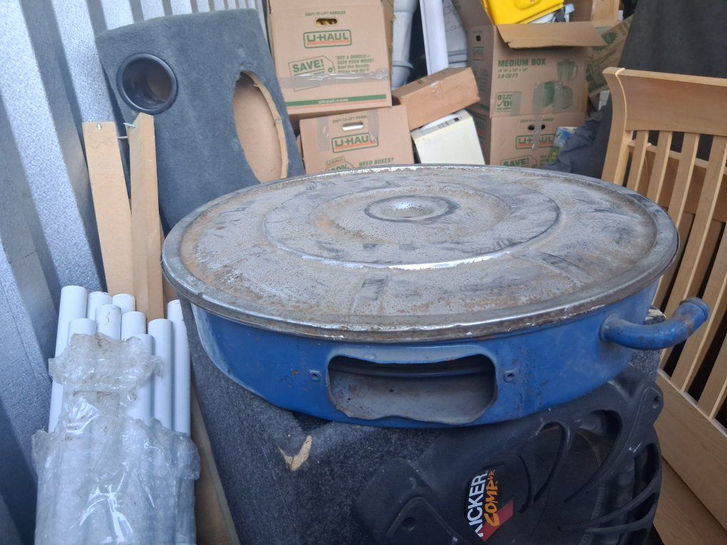 Ford, Lincoln, Mercury Air Cleaner Assembly.