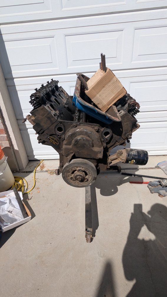 Ford FE motor