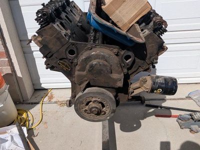Ford FE motor