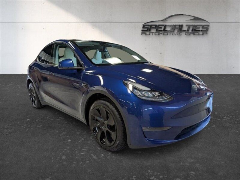 2023 Tesla Model Y Long Range