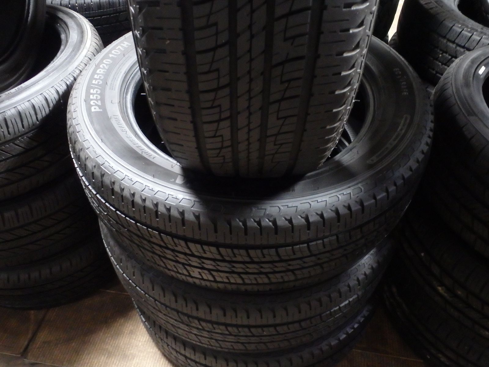 255/55R20 ADVANTA SV-T01 SET OF USED TIRES