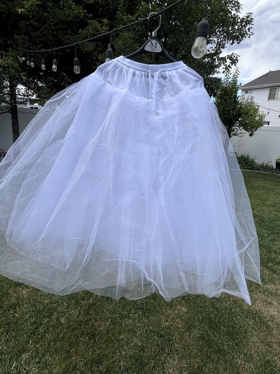 New white Tulle Petticoat Skirt - Full Volume Underskirt, 40" Length