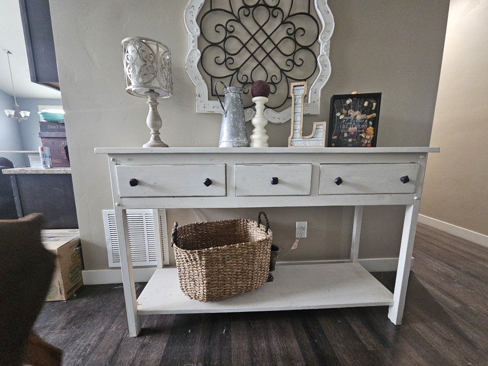 entry way table