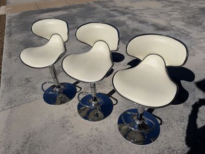 Swivel Adjustable Bar Stools (3)