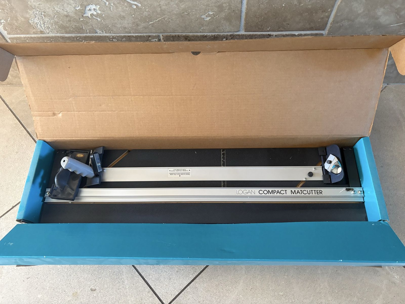 Logan Compact Mat Cutter 32 Inches Long