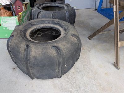 set of paddle tires